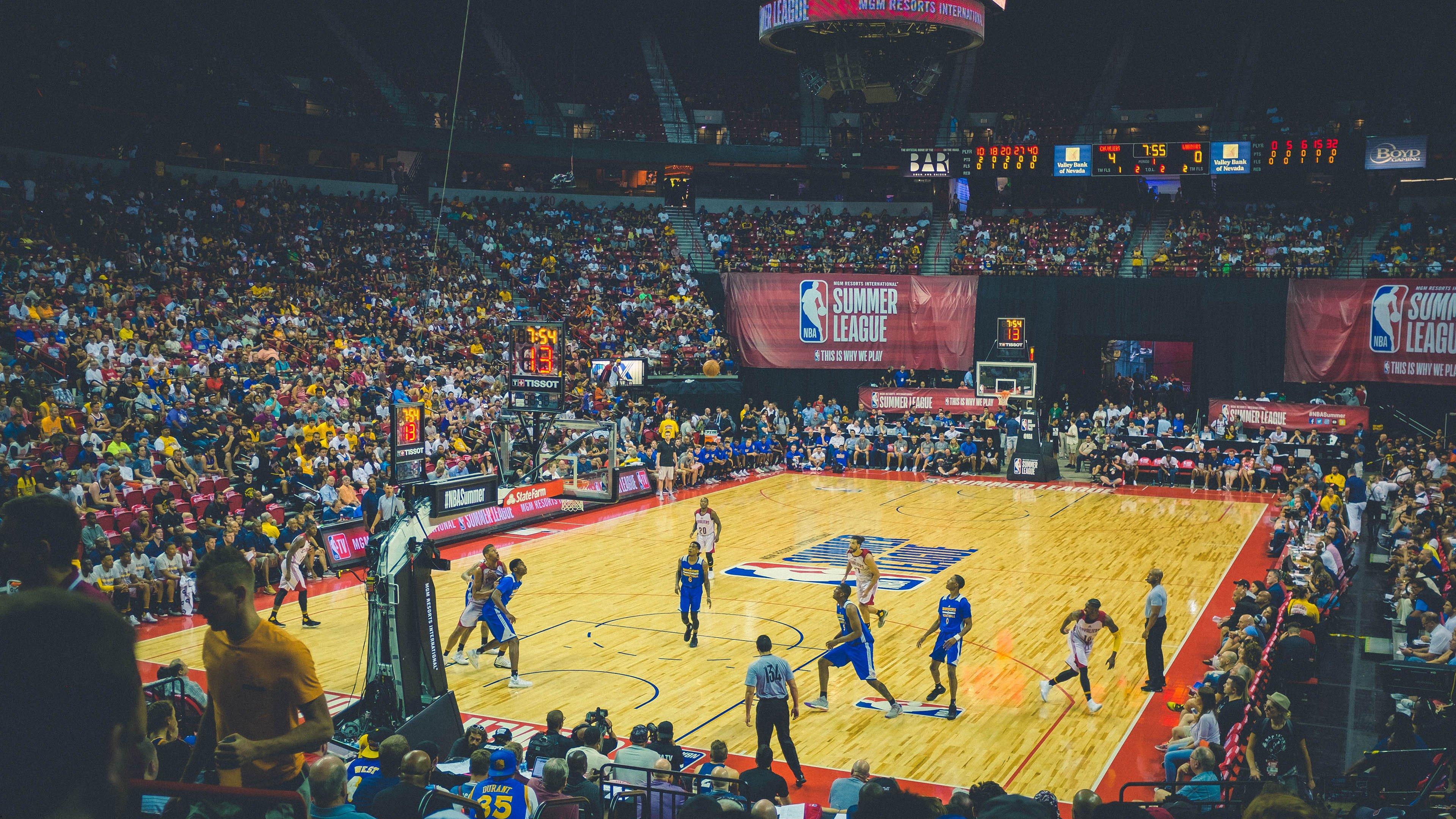 NBA激战夜,快船破金身,步行者擒鹿,绿军降魔,活塞死磕纽约